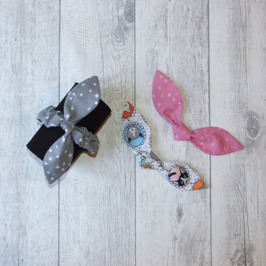 Chouchou noeud étoiles et chats -rose/gris-