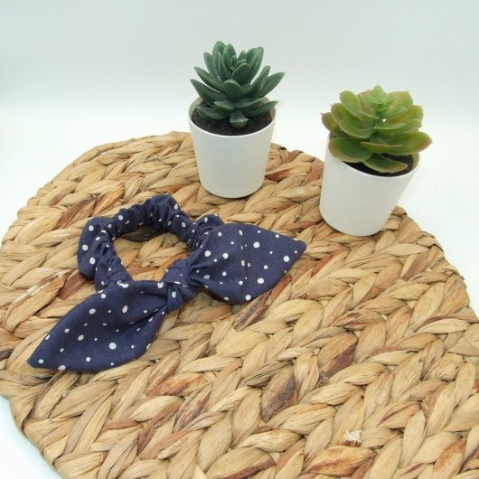 Chouchou noeud -pois marine-