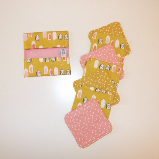 Lingettes lavables tissu petites maisons, éponge jaune