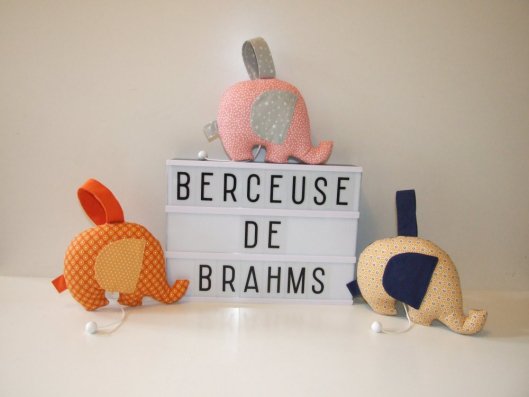 Mélodie Berceuse de BRAHMS