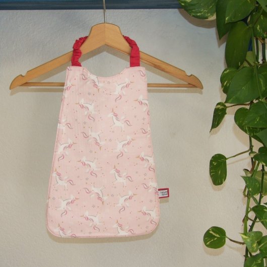 Serviette élastique imprimé licornes rose